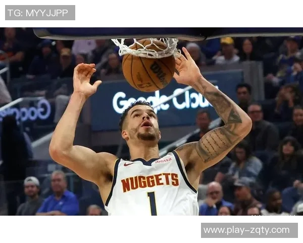 小波特火力全开18投10中三分球命中率高达55独揽27分9篮板5助攻3抢断